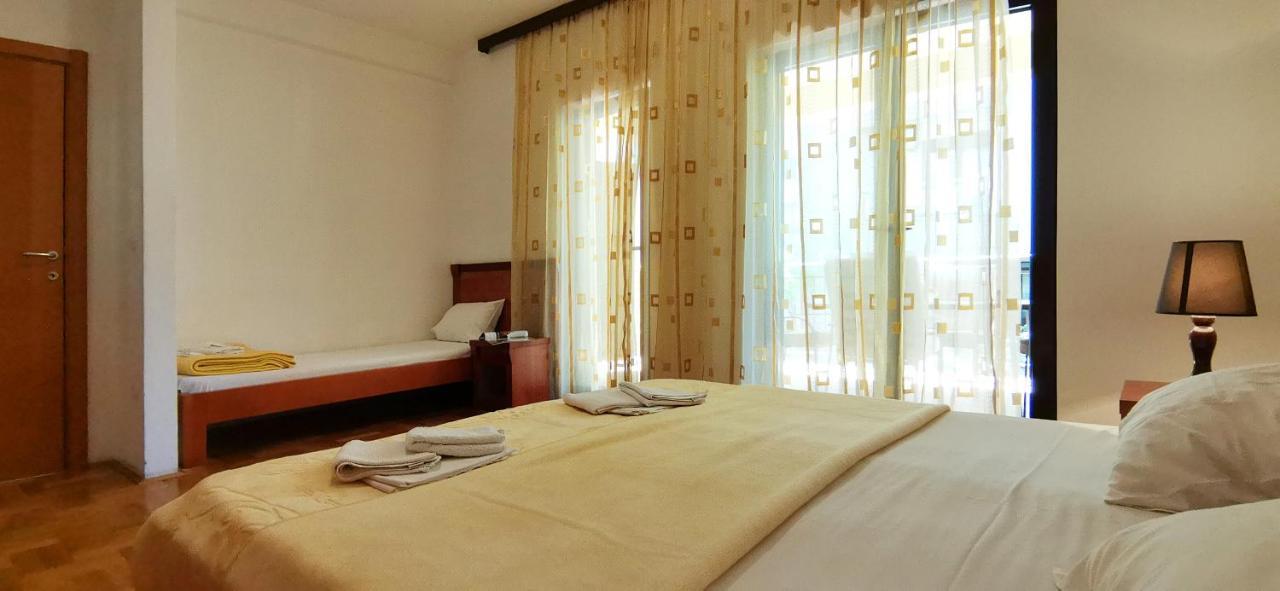 בודווה Apartments And Rooms Marija מראה חיצוני תמונה