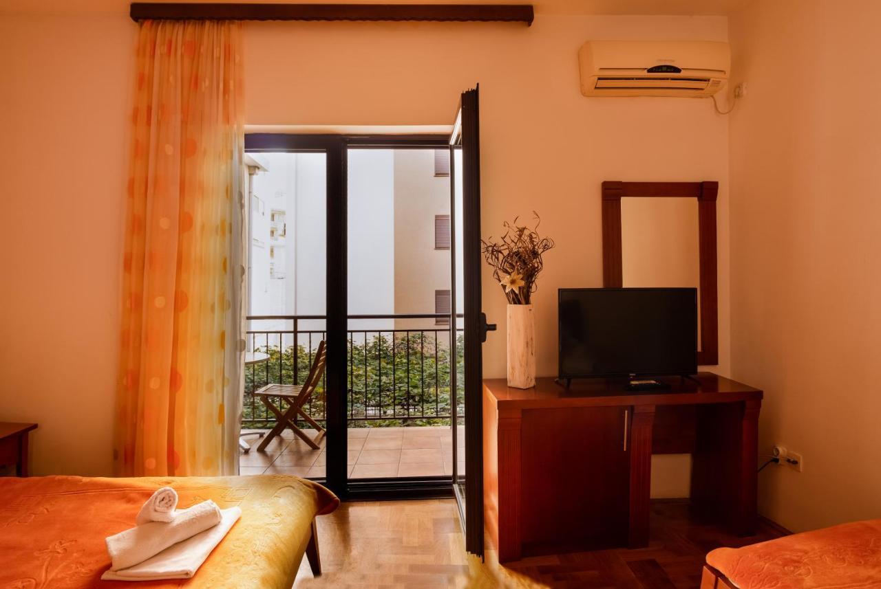 בודווה Apartments And Rooms Marija מראה חיצוני תמונה