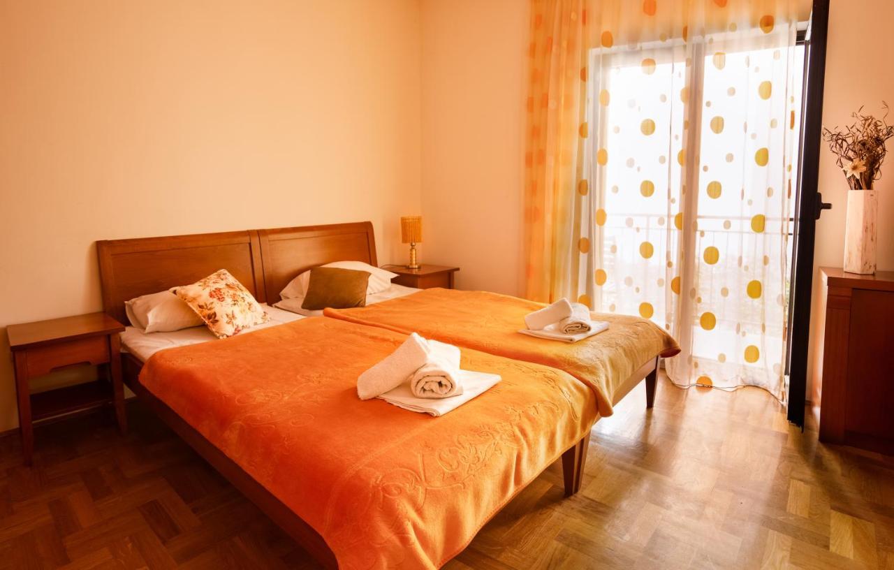 בודווה Apartments And Rooms Marija מראה חיצוני תמונה