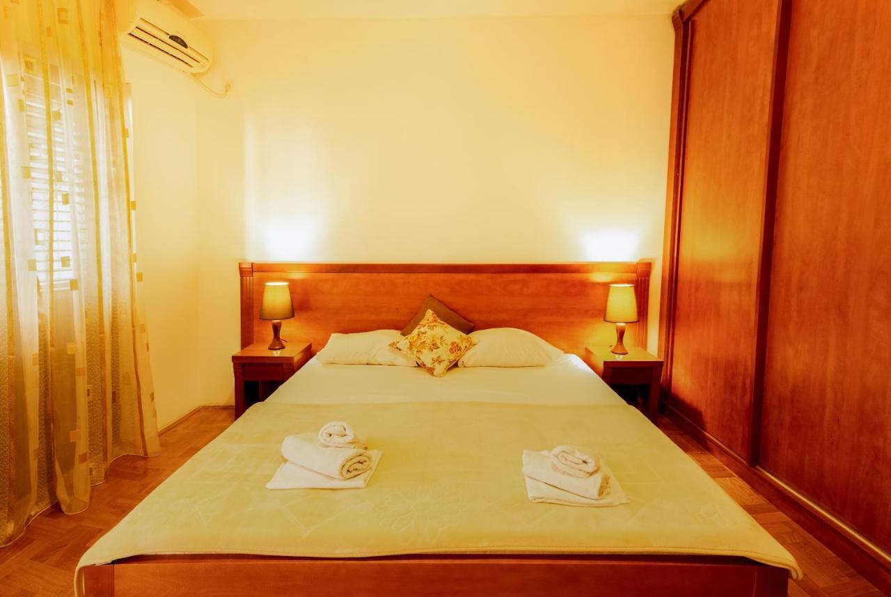 בודווה Apartments And Rooms Marija מראה חיצוני תמונה