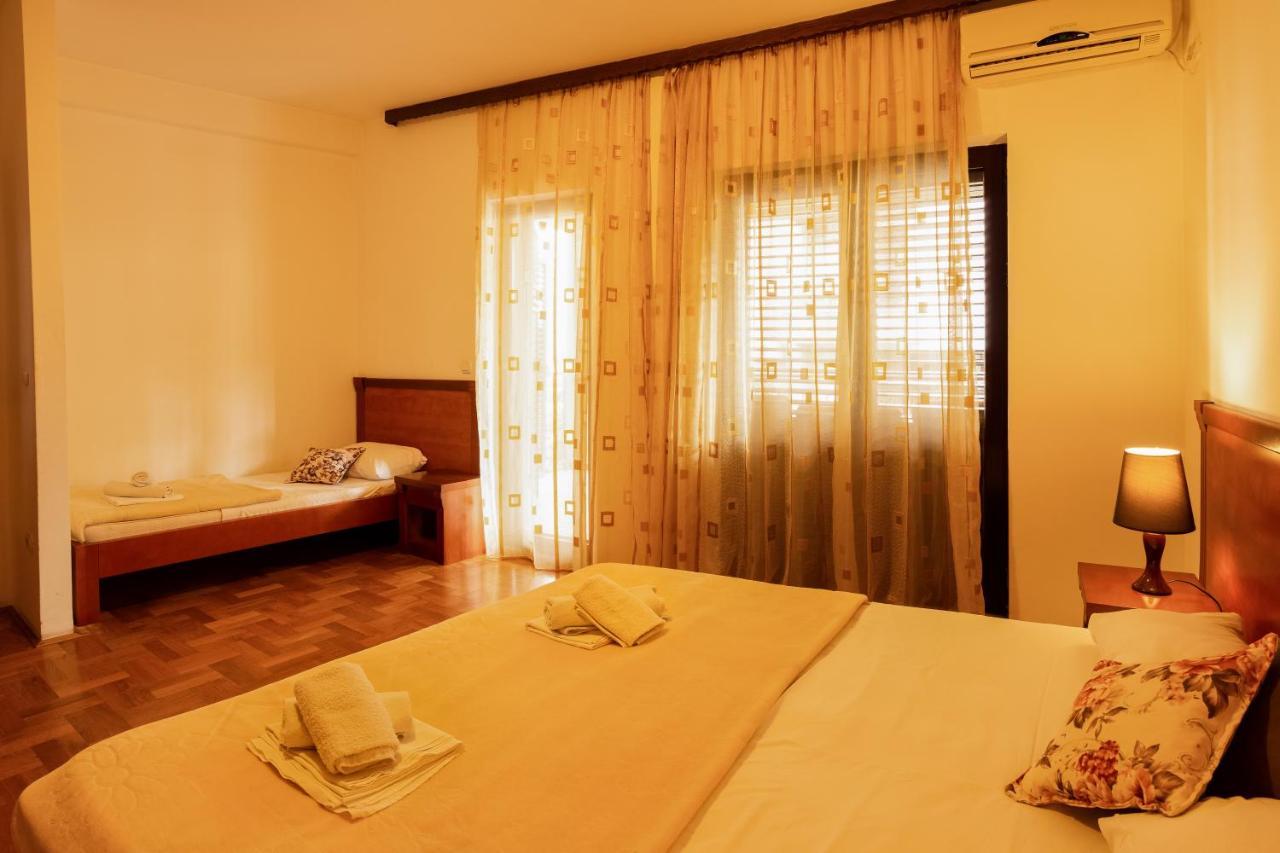 בודווה Apartments And Rooms Marija מראה חיצוני תמונה