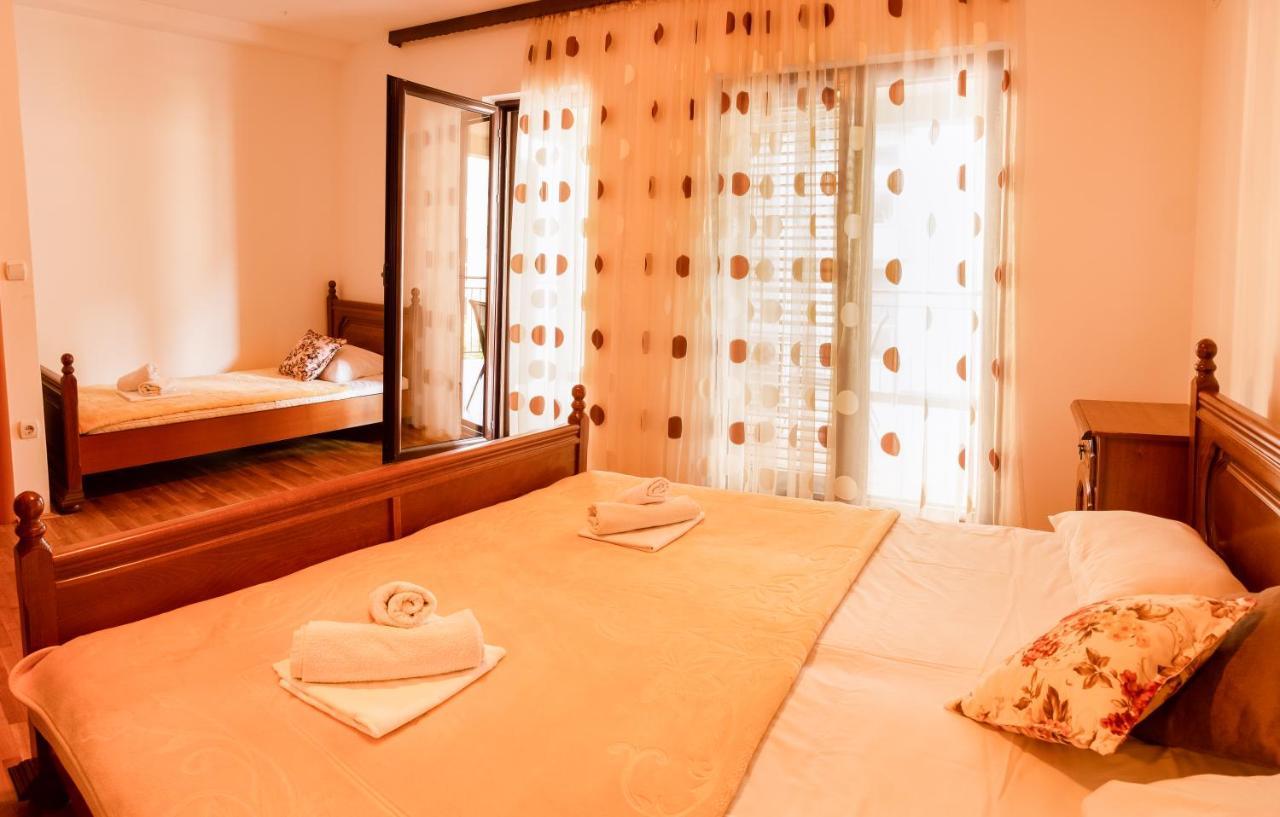 בודווה Apartments And Rooms Marija מראה חיצוני תמונה