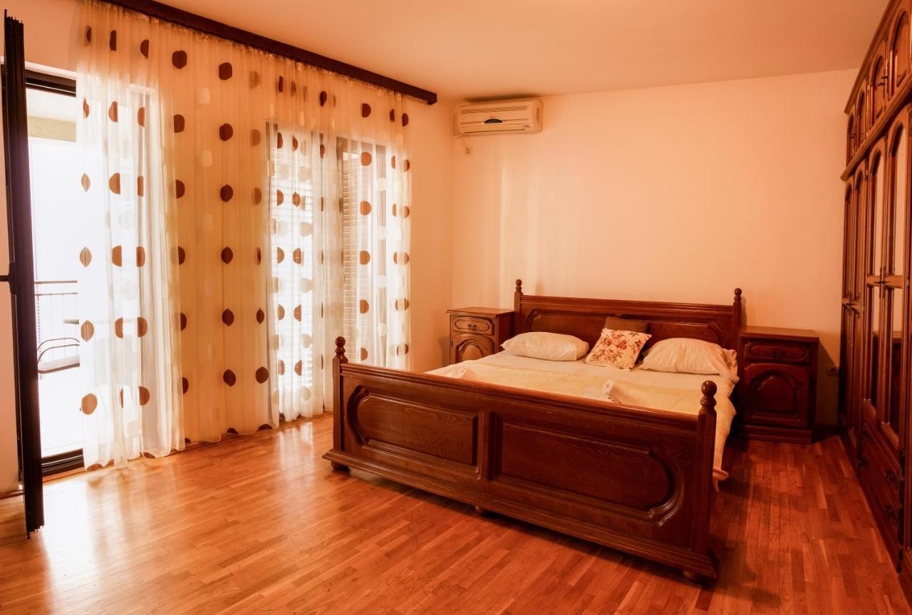 בודווה Apartments And Rooms Marija מראה חיצוני תמונה