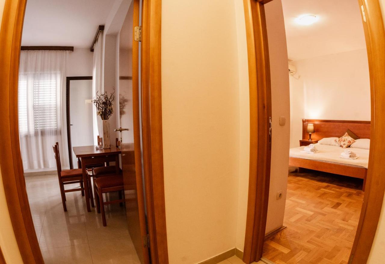 בודווה Apartments And Rooms Marija מראה חיצוני תמונה