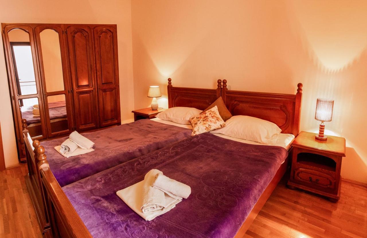בודווה Apartments And Rooms Marija מראה חיצוני תמונה
