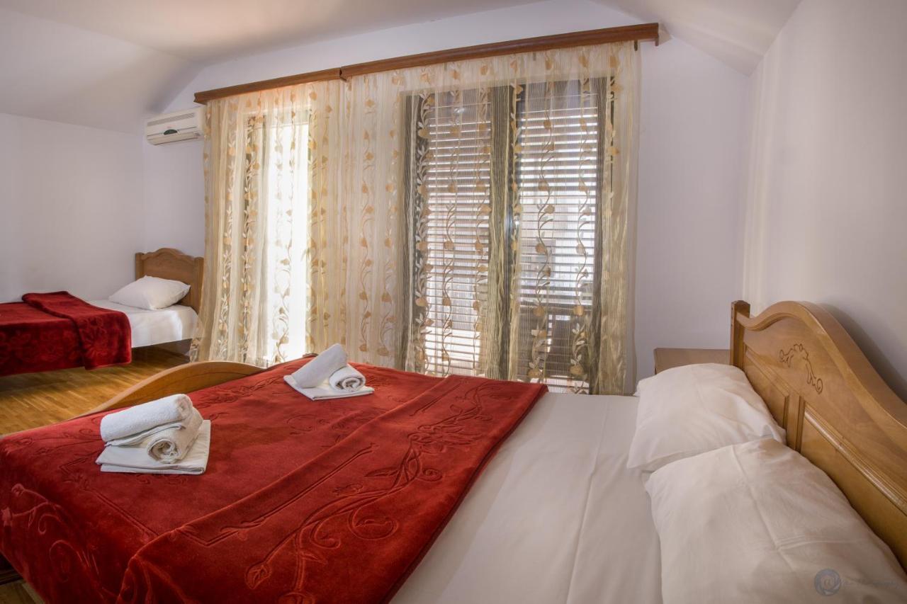 בודווה Apartments And Rooms Marija מראה חיצוני תמונה
