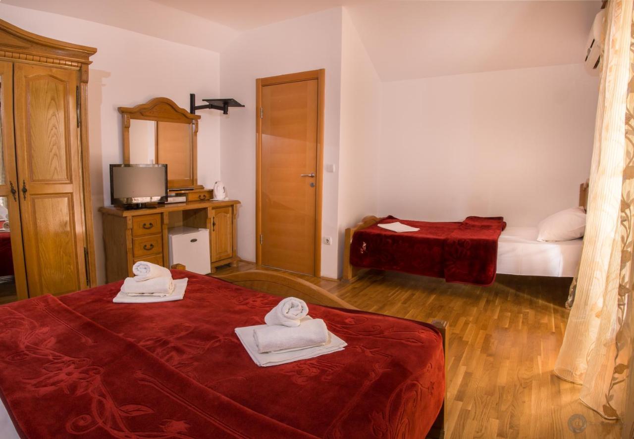 בודווה Apartments And Rooms Marija מראה חיצוני תמונה
